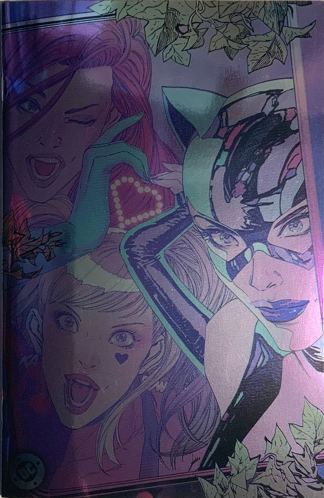 GOTHAM CITY SIRENS : UNFIT FOR ORBIT # 5 FOIL CONNECTING VARIANT COVER