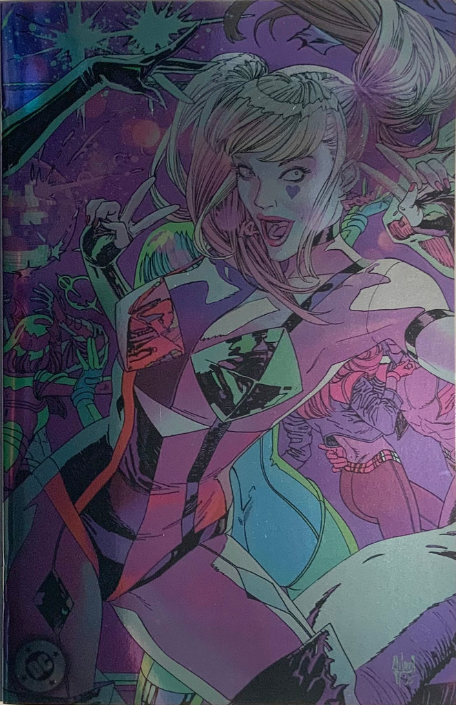 GOTHAM CITY SIRENS : UNFIT FOR ORBIT # 2 FOIL CONNECTING VARIANT COVER