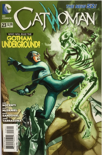 CATWOMAN (THE NEW 52) # 23 - Comics 'R' Us